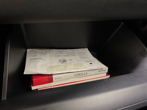 Certified 2025 Toyota Corolla LE FWD image 25