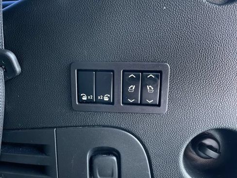 Used 2019 Chevrolet Tahoe LT AWD/4WD image 36