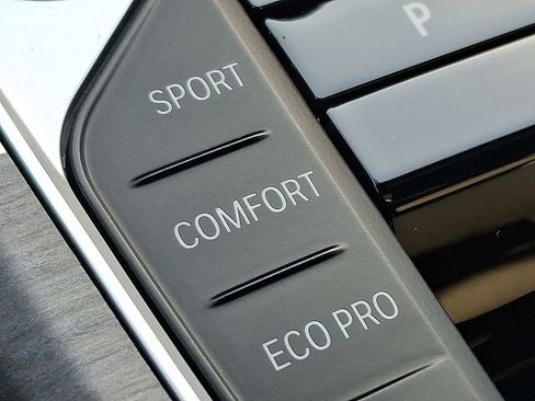 Used 2025 BMW 430i xDrive Coupe w/ M Sport Package image 22