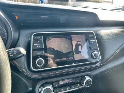 Used 2018 Nissan Kicks SR w/ Premium Package image 14