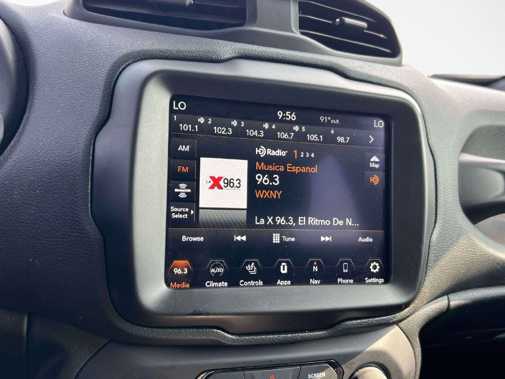 Used 2021 Jeep Renegade Trailhawk AWD/4WD image 27