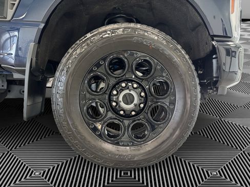 Used 2024 Ford F350 Lariat w/ Lariat Ultimate Package AWD/4WD image 10