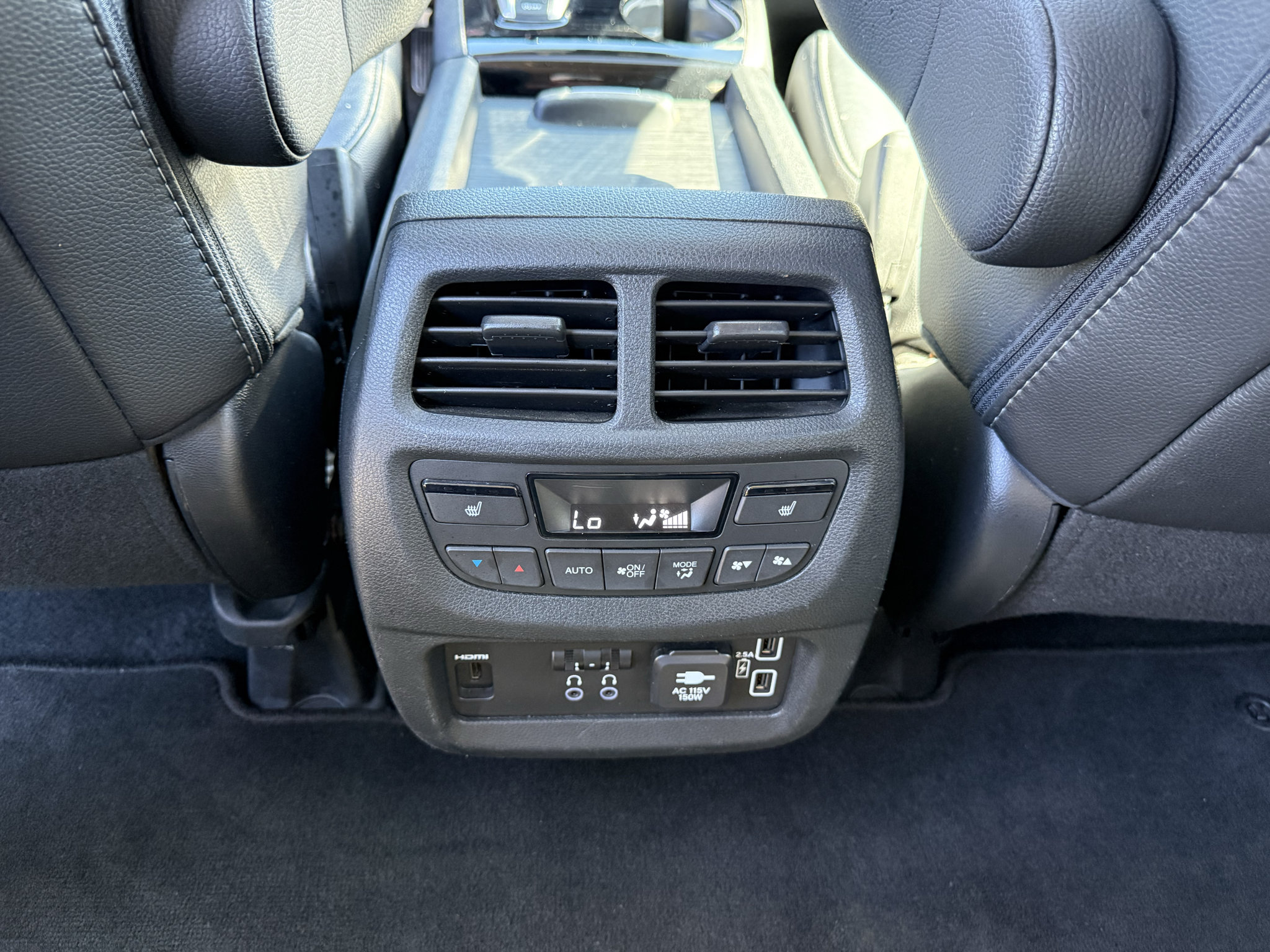 Used 2022 Honda Pilot Elite image 30