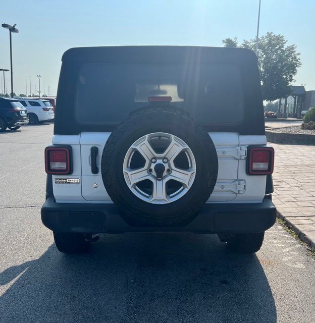 Certified 2020 Jeep Wrangler Sport AWD/4WD image 6