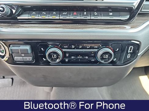 Used 2022 Chevrolet Silverado 1500 LT AWD/4WD image 29
