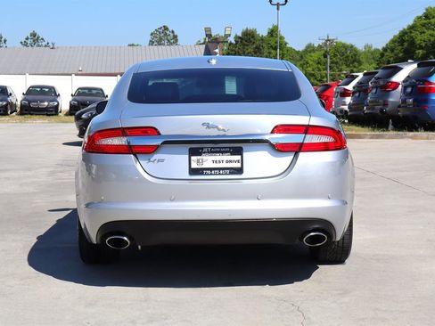 Used 2012 Jaguar XF image 6
