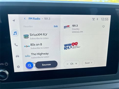 Used 2024 Toyota Tacoma SR image 18