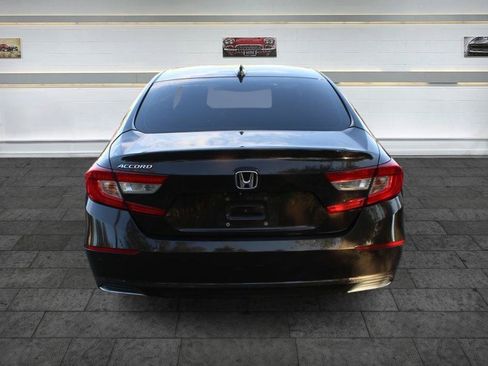 Used 2018 Honda Accord LX image 6