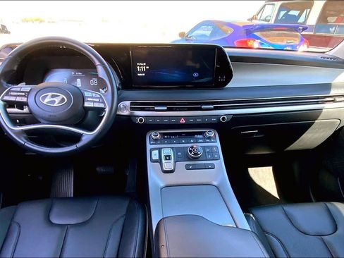Used 2024 Hyundai Palisade SEL image 16