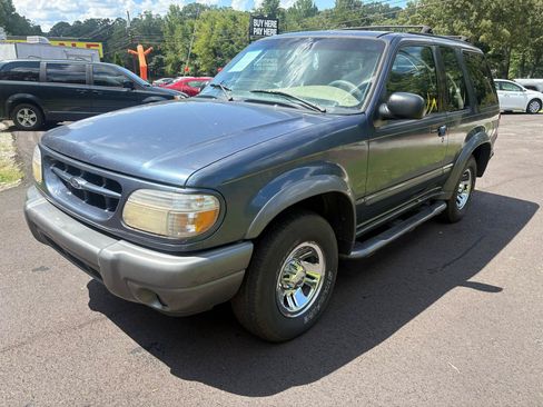 Used 2000 Ford Explorer Sport RWD image 6