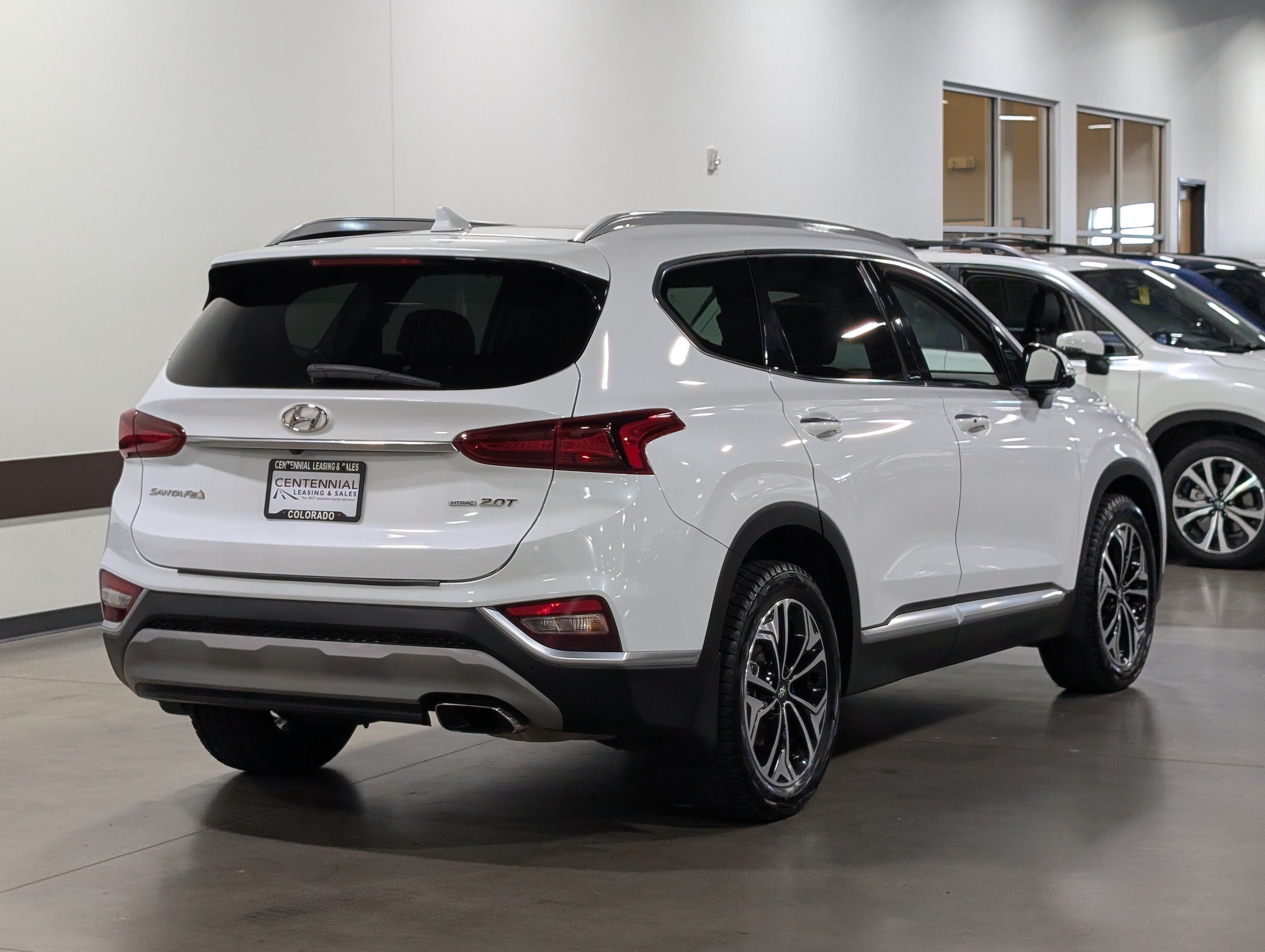 Used 2019 Hyundai Santa Fe AWD image 3
