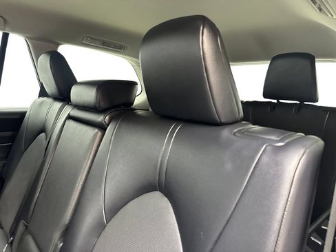 Used 2024 Toyota Grand Highlander AWD image 35