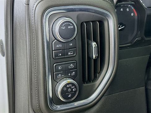 Used 2021 GMC Sierra 1500 SLT image 20