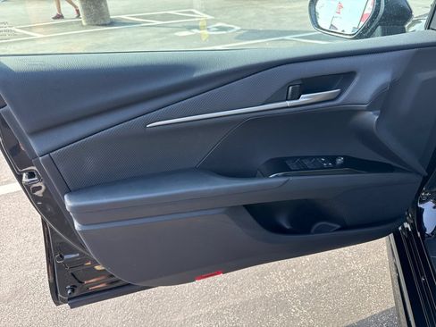 Used 2026 Toyota Camry SE FWD image 11