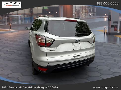 Used 2018 Ford Escape SE w/ SE Sport Appearance Package AWD/4WD image 5