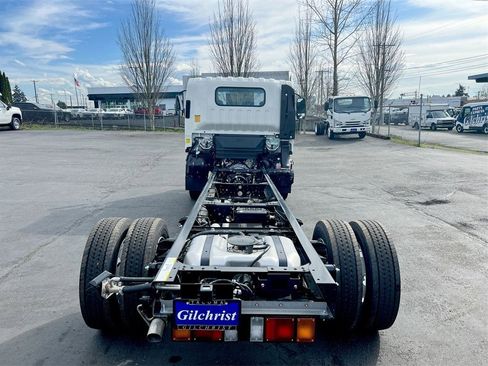 New 2025 Chevrolet Low Cab Forward 5500XG image 24