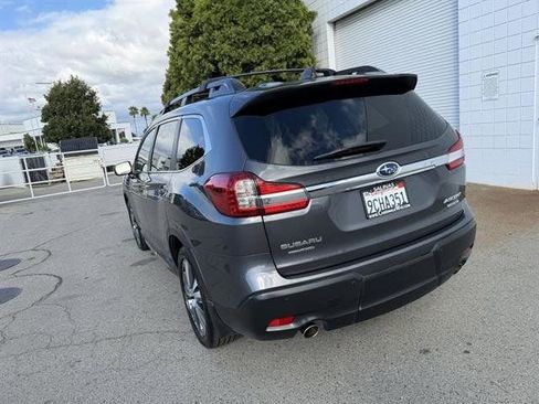 Used 2022 Subaru Ascent Limited image 4