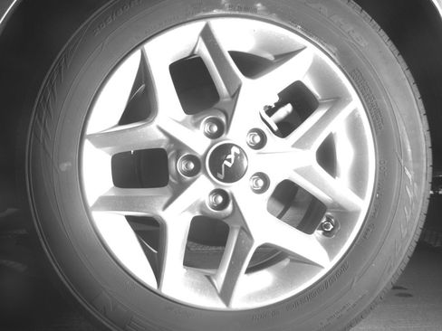 Used 2025 Kia Soul LX w/ LX Technology Package FWD image 14