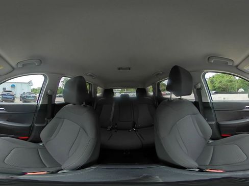 Used 2025 Kia Sportage LX FWD image 41
