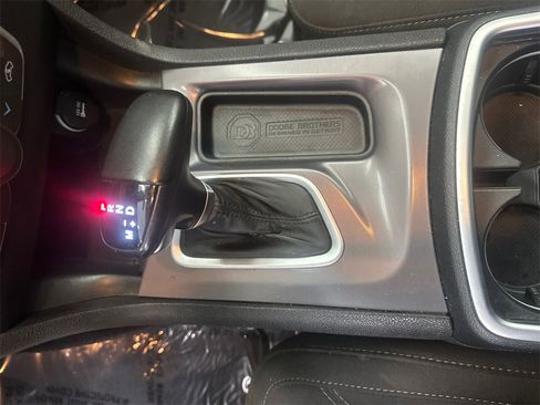 Used 2023 Dodge Charger SXT image 29