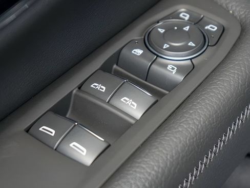 New 2026 GMC Yukon Denali w/ Sun & Power Step Package AWD/4WD image 17