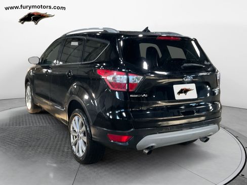 Used 2018 Ford Escape Titanium image 5