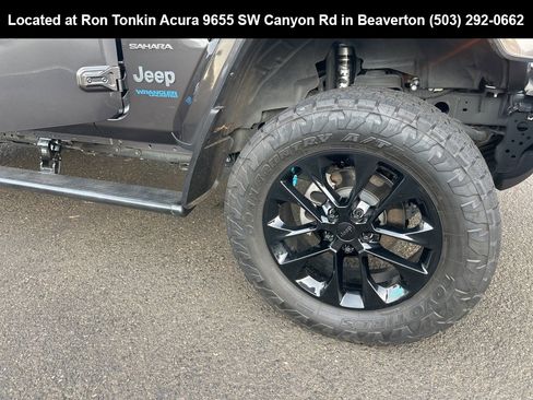 Used 2022 Jeep Wrangler Unlimited Sahara image 18