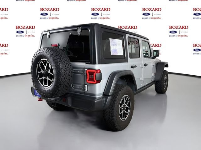 Used 2024 Jeep Wrangler Unlimited Rubicon AWD/4WD image 8