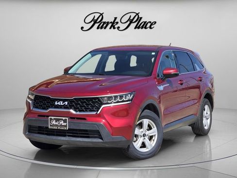 Used 2022 Kia Sorento LX AWD/4WD image 1