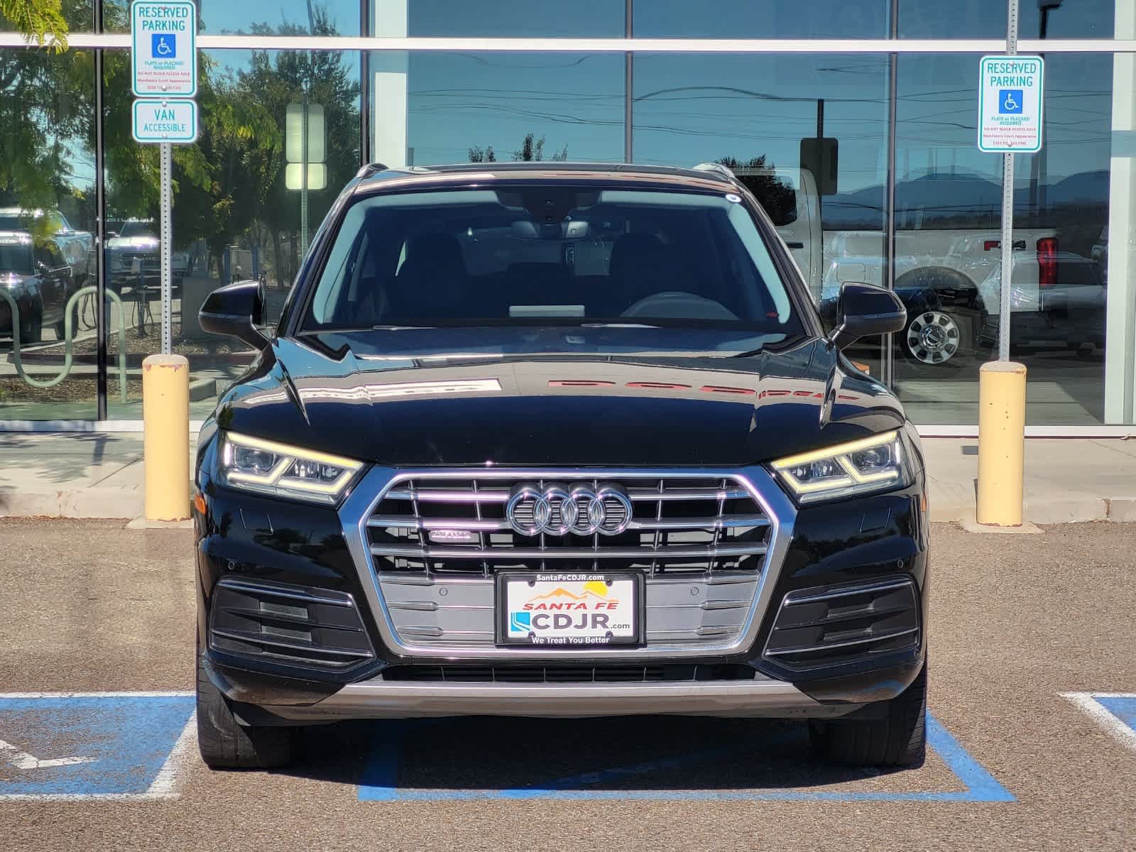 Used 2018 Audi Q5 2.0T Premium Plus w/ Premium Plus Package AWD/4WD image 2