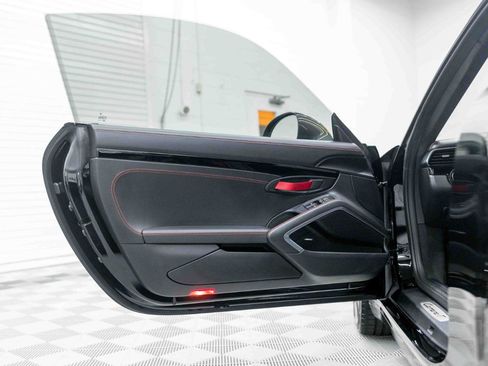 Used 2018 Porsche 911 Carrera T RWD image 27
