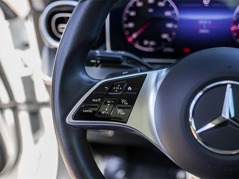 Used 2025 Mercedes-Benz C 300 Sedan image 16