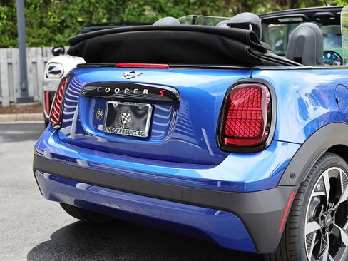New 2026 MINI Cooper S FWD image 8