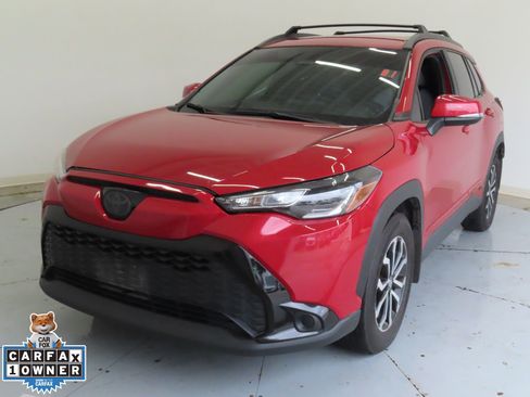 Used 2024 Toyota Corolla Cross SE image 9