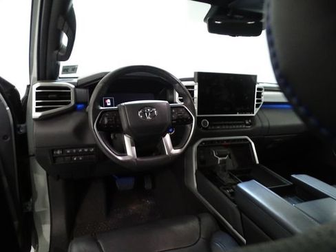 Used 2024 Toyota Tundra Platinum AWD/4WD image 5