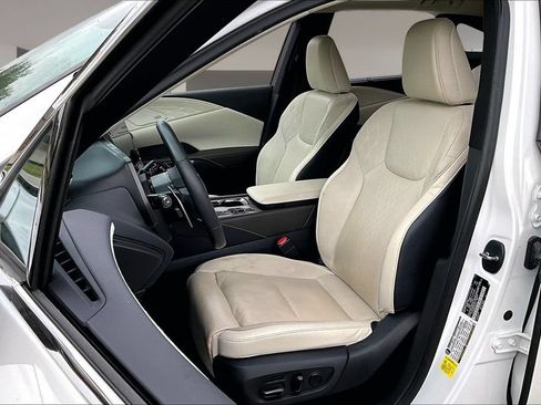 Used 2024 Lexus RX 350 FWD w/ Convenience Package image 27
