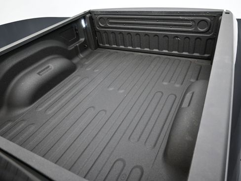 Used 2023 RAM 2500 Limited image 41