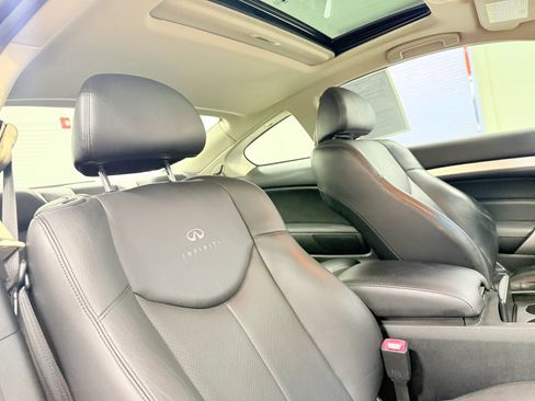 Used 2009 INFINITI G37 Journey w/ Premium Pkg image 22