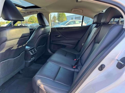 Used 2020 Lexus ES 350 w/ Premium Package FWD image 14