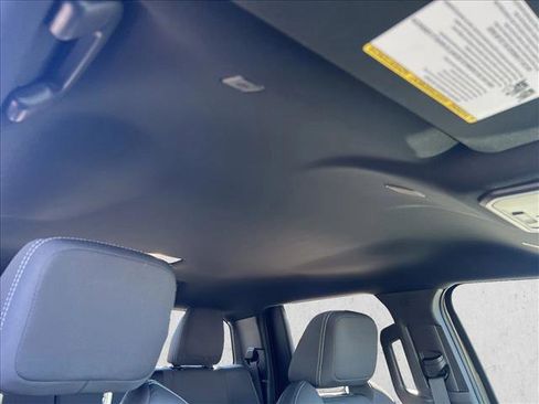 Certified 2025 Toyota Tacoma TRD Off-Road image 24