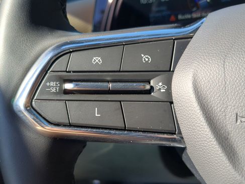 Used 2025 Chevrolet Equinox ACTIV w/ Convenience Package III image 56