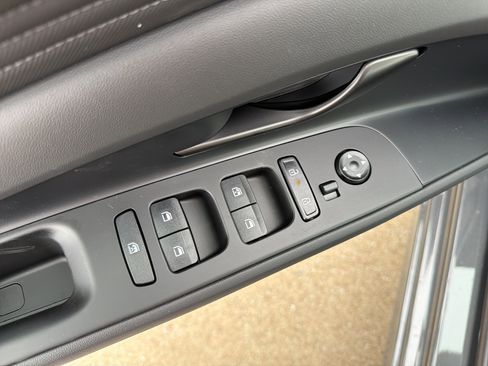 New 2026 Hyundai Elantra Sport image 9