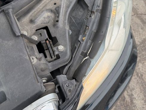 Used 2013 Mercedes-Benz C 250 Sedan image 22