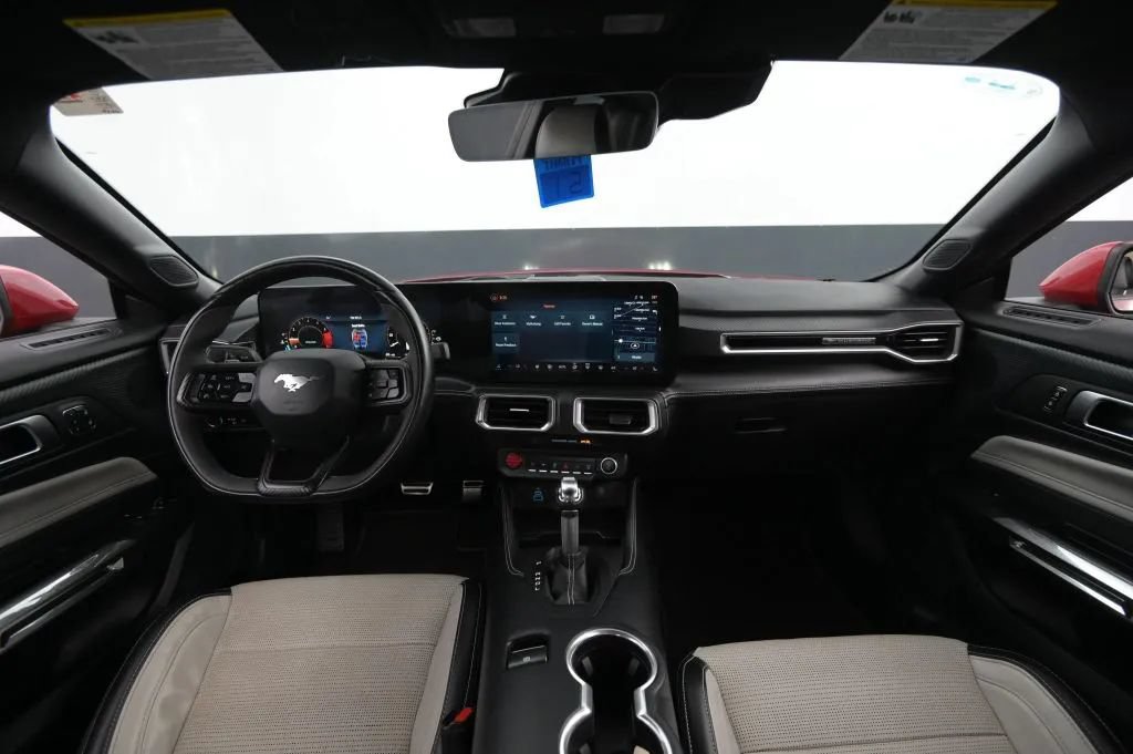 Used 2024 Ford Mustang Premium RWD image 31