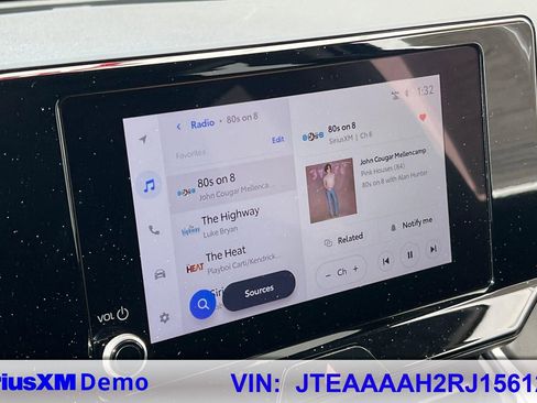 Certified 2024 Toyota Venza LE image 35