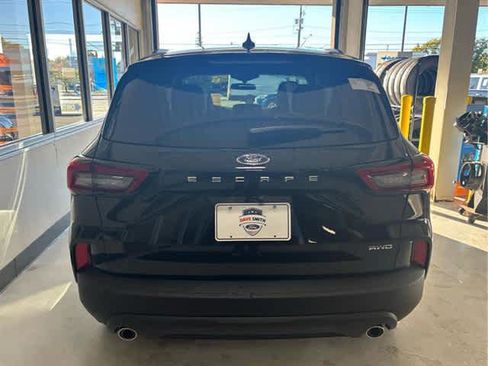 New 2025 Ford Escape ST-Line w/ Cold Weather Package image 5