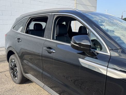 New 2026 Kia Sorento S AWD/4WD image 15