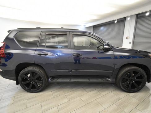 Used 2017 Lexus GX 460 Premium image 6