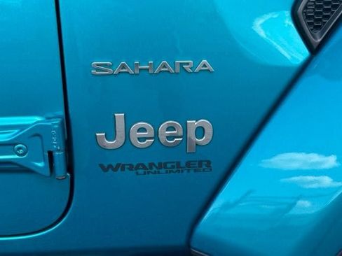Used 2020 Jeep Wrangler Unlimited Sahara AWD/4WD image 10