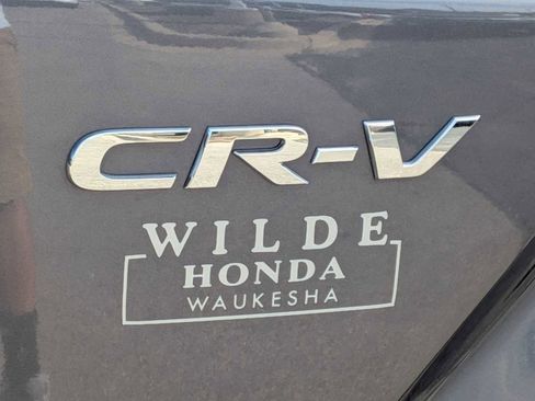 Used 2022 Honda CR-V Touring image 11